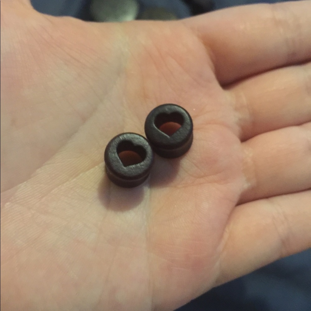 Wooden 00g heart cut out tunnel